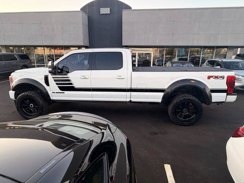 Used 2020 Ford F350 Lariat w/ Lariat Ultimate Package AWD/4WD image 7