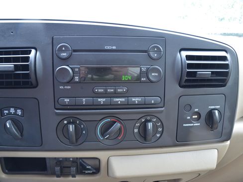 Used 2007 Ford F250 XLT AWD/4WD image 45