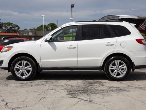 Used 2010 Hyundai Santa Fe SE FWD image 4