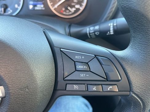 Used 2025 Nissan Sentra S image 17