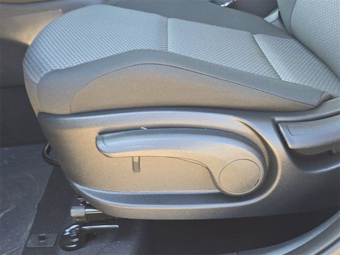 New 2025 Kia Soul LX image 22