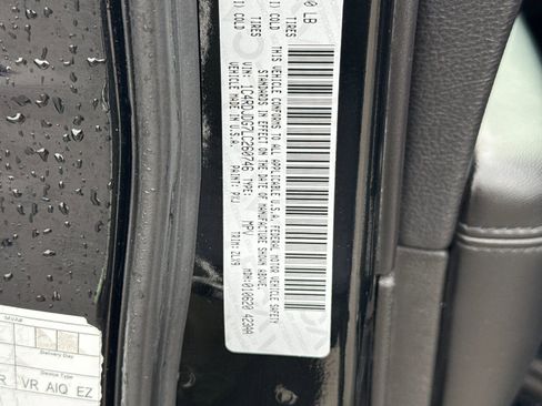 Used 2020 Dodge Durango GT image 33