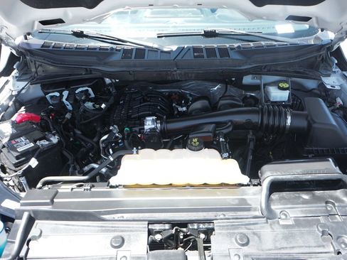 Used 2023 Ford F150 XLT AWD/4WD image 11