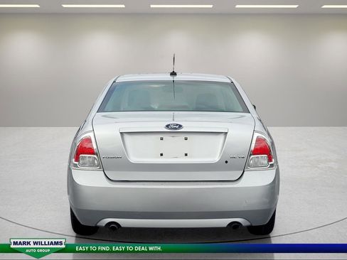 Used 2009 Ford Fusion SE FWD image 5