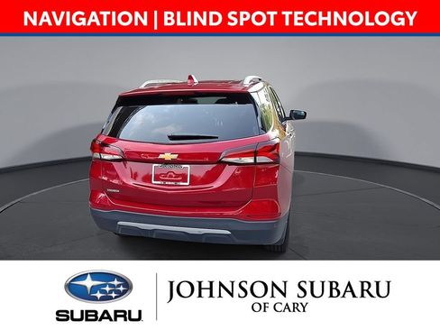 Used 2024 Chevrolet Equinox Premier FWD image 3
