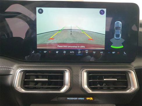 Used 2024 Ford Mustang GT Premium image 19