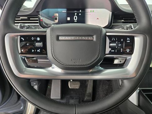 New 2026 Land Rover Range Rover SE image 21
