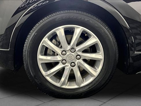 Used 2020 Buick Envision Essence FWD image 10