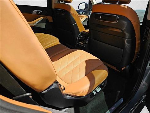 Certified 2025 BMW X7 xDrive40i w/ Premium Package AWD/4WD image 21