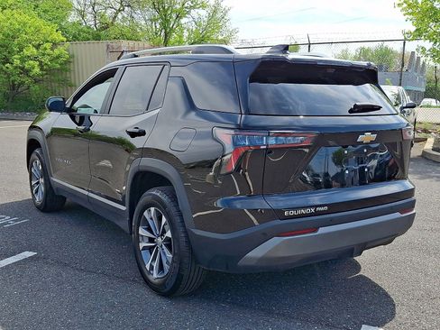 Used 2025 Chevrolet Equinox LT w/ Convenience Package II image 4