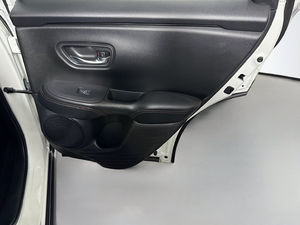 Used 2023 Honda HR-V Sport image 27