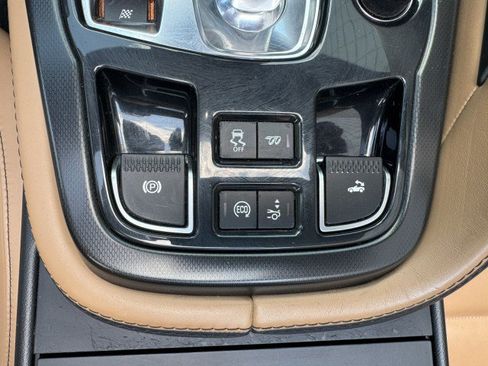 Used 2014 Jaguar F-TYPE S RWD image 28