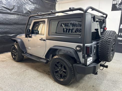 Used 2015 Jeep Wrangler Sport AWD/4WD image 4