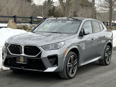 Used 2025 BMW X2 xDrive28i image 14
