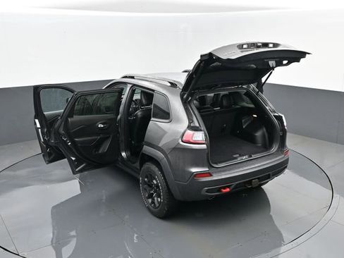 Used 2021 Jeep Cherokee Trailhawk w/ Comfort & Convenience Group image 27