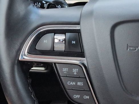 Certified 2021 Lincoln Nautilus Reserve AWD/4WD image 25