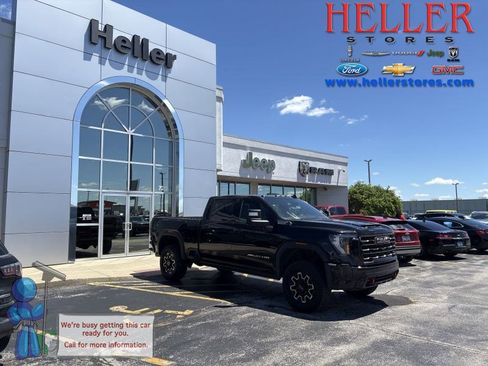 Used 2025 GMC Sierra 2500 AT4X AWD/4WD image 1