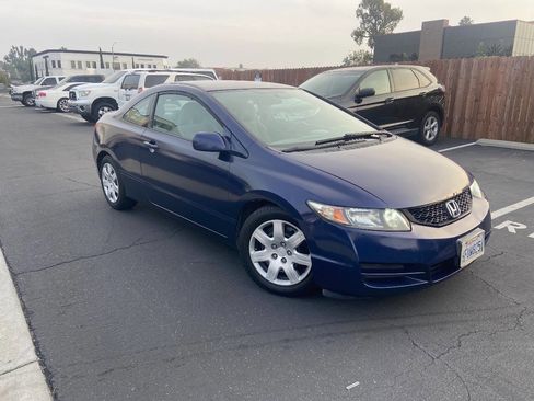 Used 2010 Honda Civic LX image 3