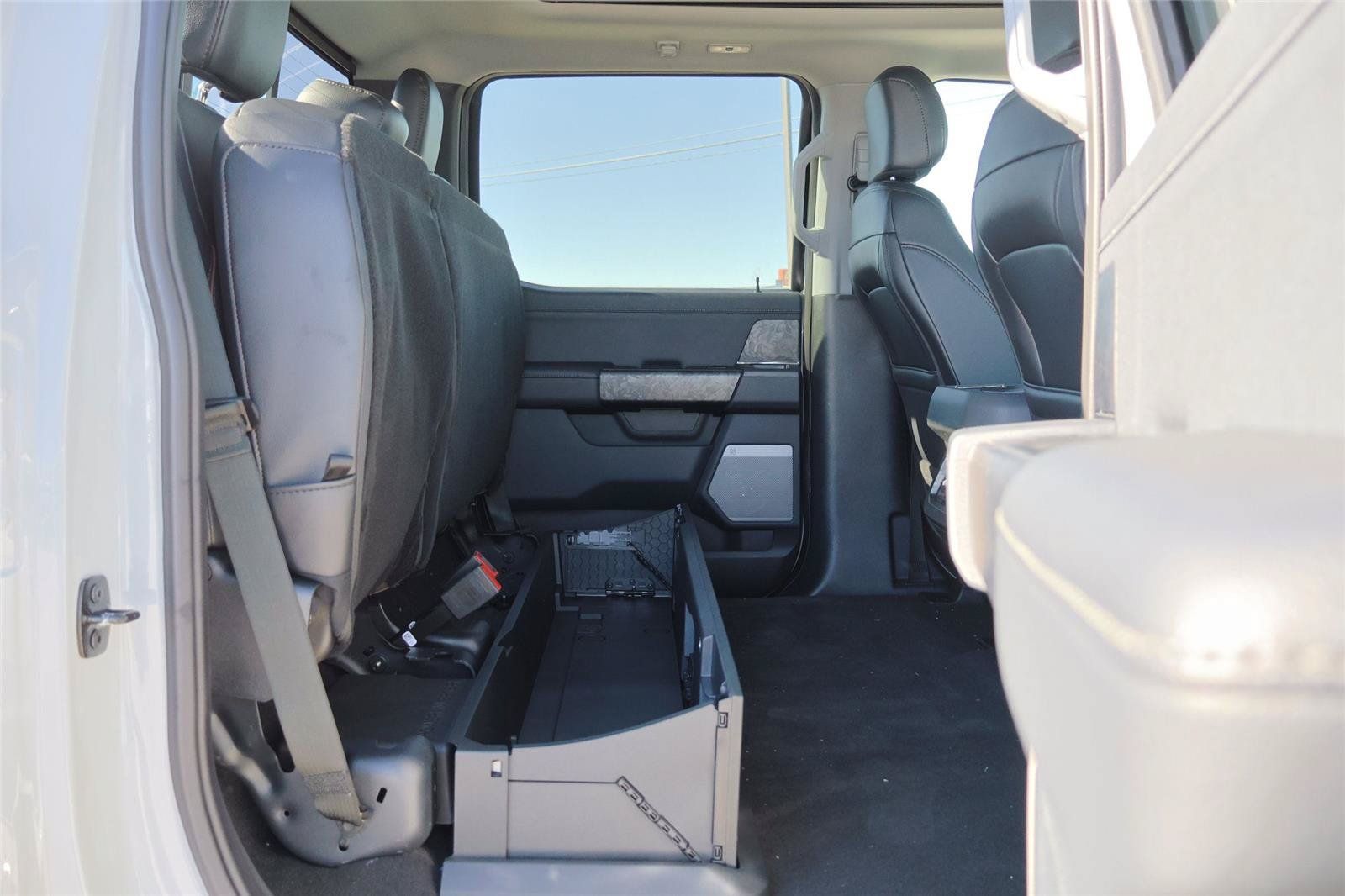 New 2025 Ford F250 Lariat w/ Lariat Ultimate Package AWD/4WD image 48