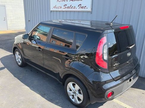 Used 2019 Kia Soul FWD image 10