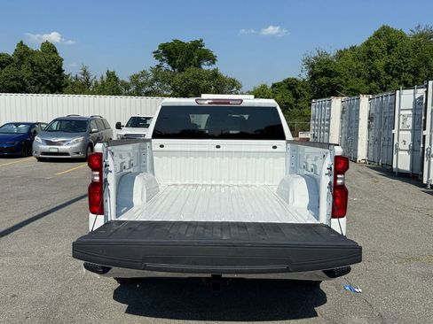 Used 2023 Chevrolet Silverado 1500 LT AWD/4WD image 26