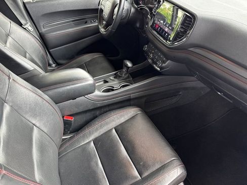Used 2024 Dodge Durango GT RWD image 25