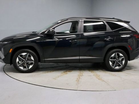 Certified 2025 Hyundai Tucson SEL AWD/4WD image 8