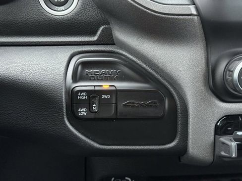 Used 2024 RAM 3500 Tradesman w/ Chrome Appearance Group image 12