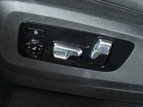 New 2026 BMW X5 xDrive40i w/ M Sport Package image 25