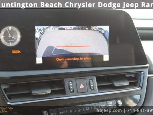 Used 2023 Lexus ES 350 w/ Premium Package image 28