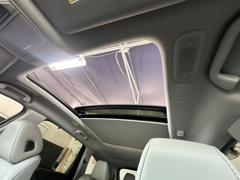 Used 2025 Acura MDX FWD w/ Technology Package image 16