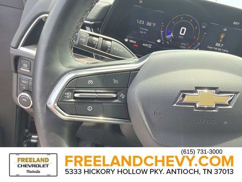 Used 2025 Chevrolet Tahoe Premier AWD/4WD image 28