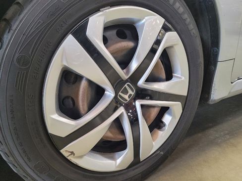 Used 2017 Honda Civic LX image 31