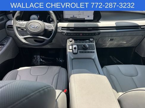 Used 2024 Hyundai Palisade SEL w/ Premium Package FWD image 15