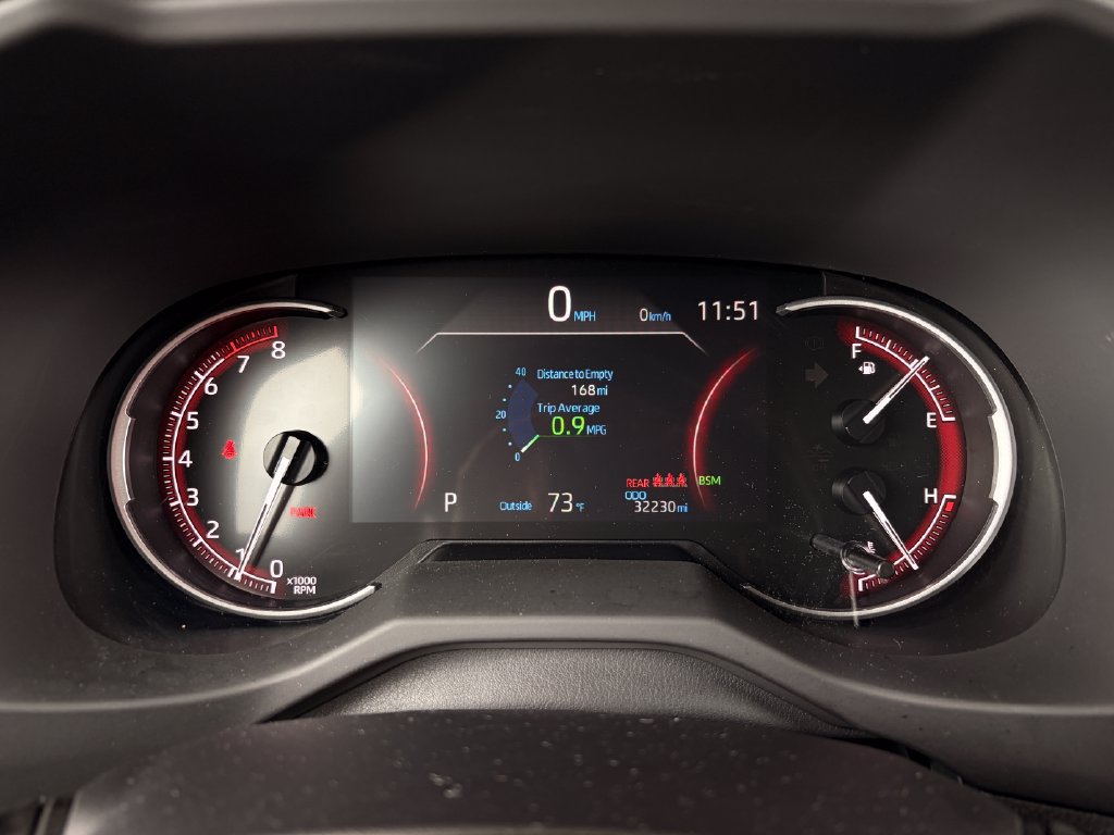 Used 2025 Toyota RAV4 XLE AWD/4WD image 15