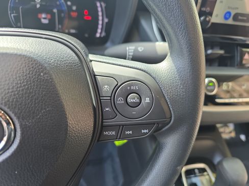 Used 2026 Toyota Corolla LE image 17