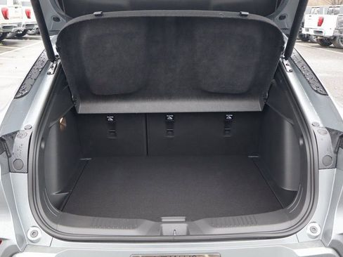 New 2026 Buick Envista Avenir FWD image 18