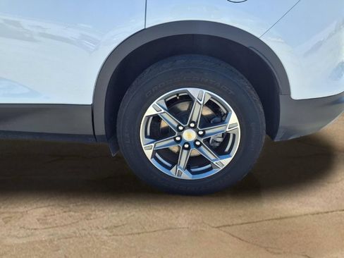 Used 2025 Chevrolet Blazer LT FWD image 24