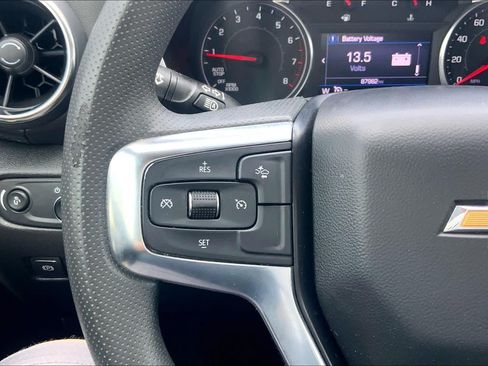 Used 2022 Chevrolet Blazer LT FWD image 23