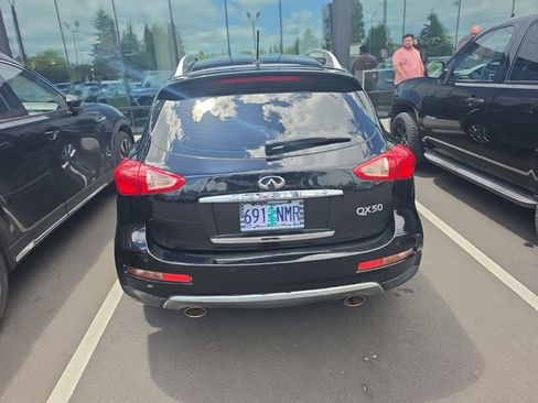 Used 2017 INFINITI QX50 AWD w/ Premium Plus Package image 4