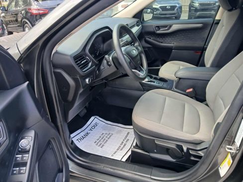Used 2020 Ford Escape S FWD image 9