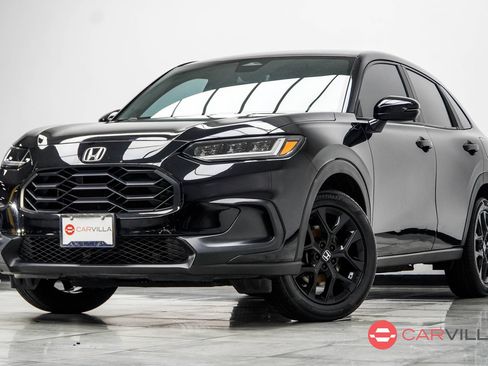 Used 2023 Honda HR-V Sport image 1