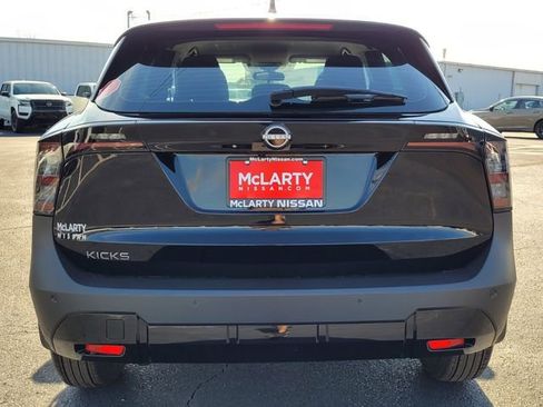 New 2026 Nissan Kicks S image 4