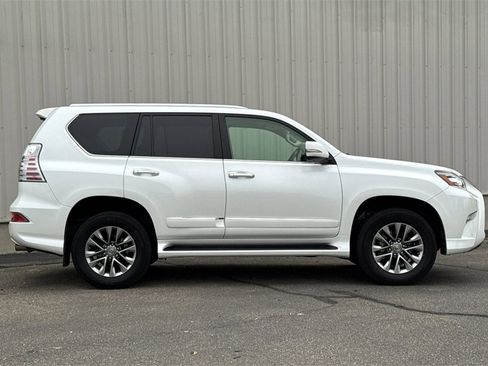 Used 2015 Lexus GX 460 Luxury image 4