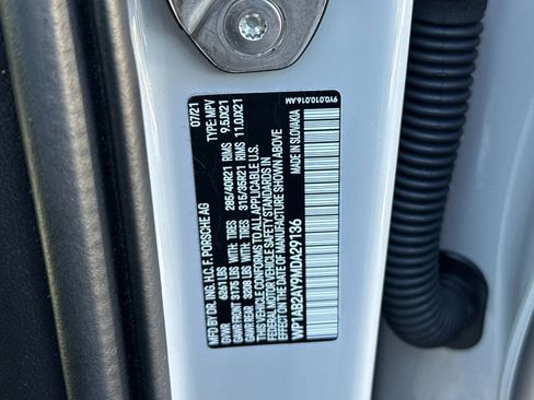 Used 2021 Porsche Cayenne S image 30