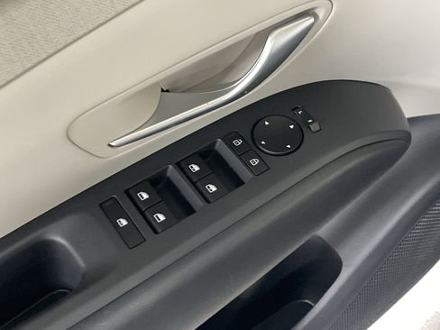 Used 2025 Hyundai Tucson SEL AWD/4WD image 15