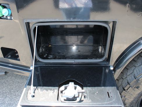 Used 2021 Chevrolet Silverado 3500 High Country AWD/4WD image 17