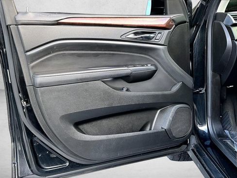 Used 2014 Cadillac SRX Luxury FWD image 15