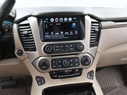 Used 2020 GMC Yukon Denali w/ Denali Ultimate Package AWD/4WD image 26