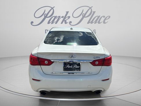 Used 2015 INFINITI Q50 RWD image 4